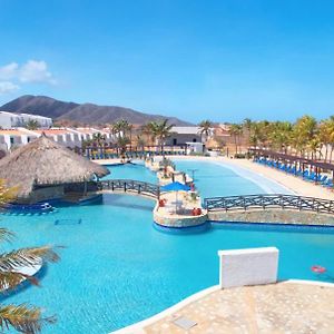 Costa Caribe Beach Hotel&Resort